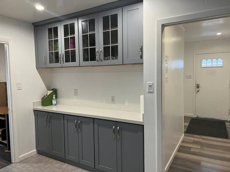 Affordable Private Rooms With Shared Bath Kitchen Near Sfo Daly City Esterno foto